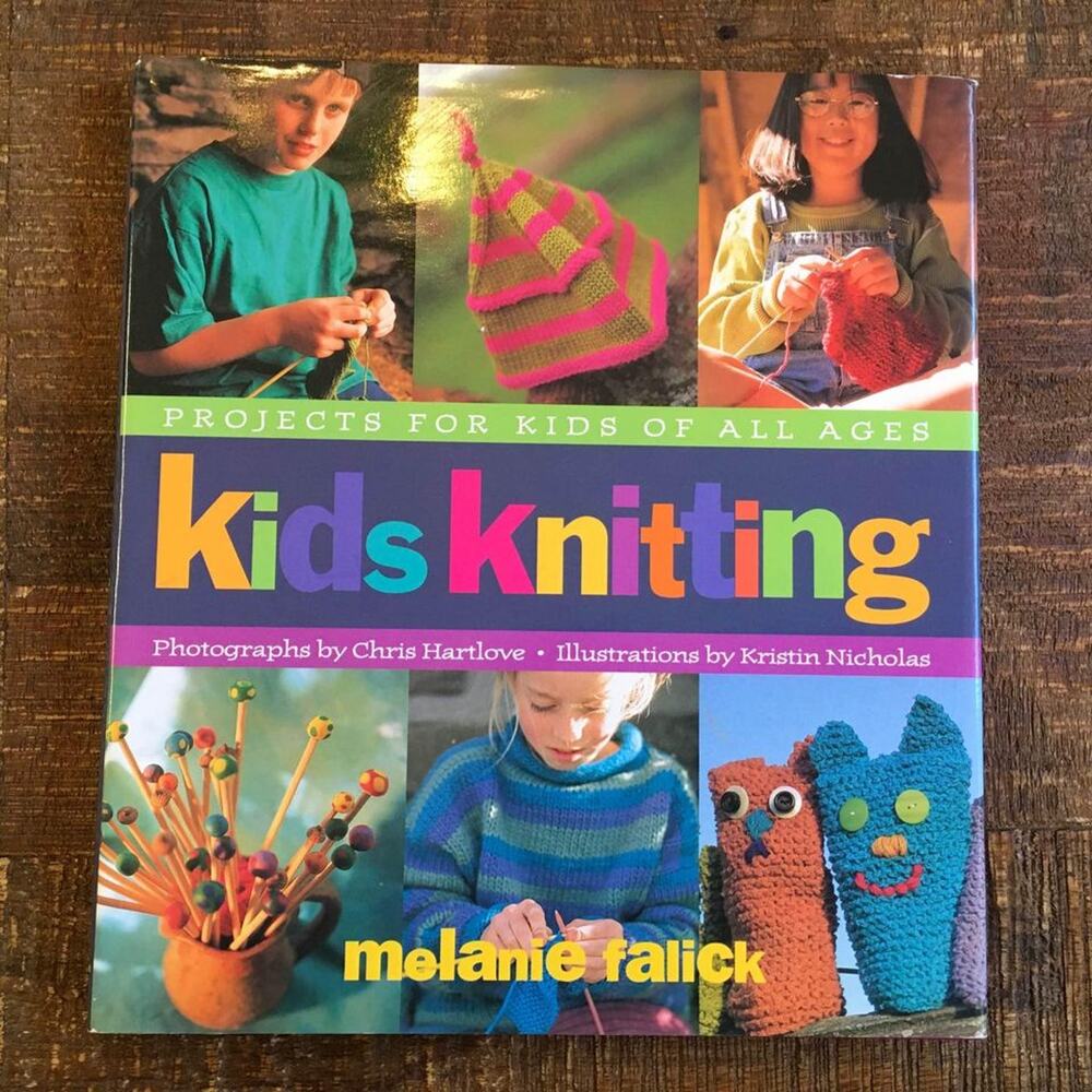 Kids Knitting Projects For All Ages Knit Pattern Book Cast on Bind Off Stitch